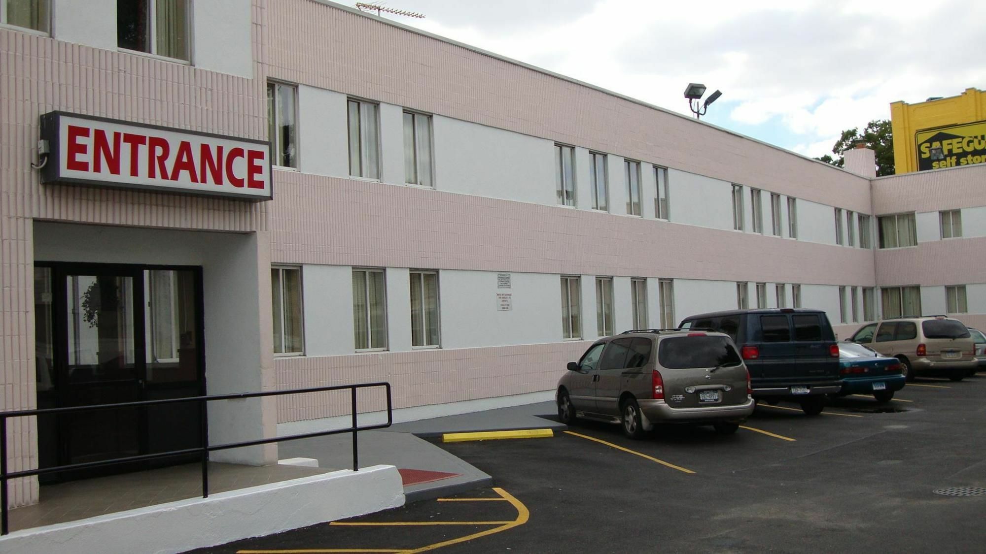 Riviera Motor Inn Brooklyn Nova Iorque Exterior foto
